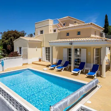 Spacious Carvoeiro Casa Jemb 3 Bedrooms Great Pool Area Outdoor Barbecue *