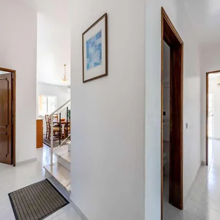 Villa Spacious Carvoeiro Casa Jemb 3 Bedrooms Great Pool Area Outdoor Barbecue *