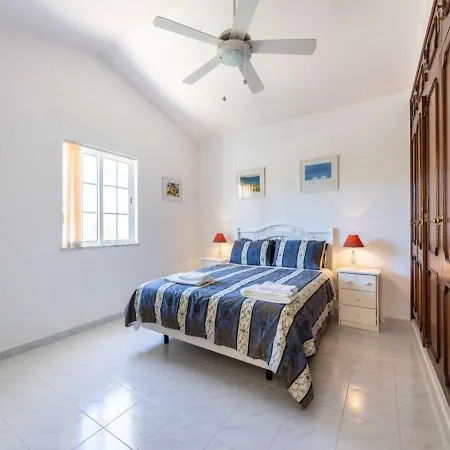 Spacious Carvoeiro Casa Jemb 3 Bedrooms Great Pool Area Outdoor Barbecue Villa