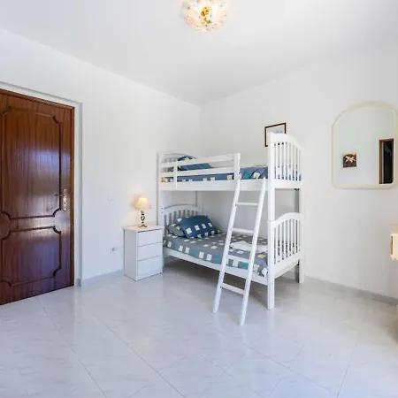 Spacious Carvoeiro Casa Jemb 3 Bedrooms Great Pool Area Outdoor Barbecue *