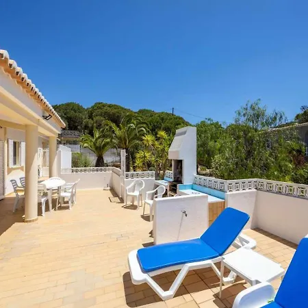 Villa Spacious Carvoeiro Casa Jemb 3 Bedrooms Great Pool Area Outdoor Barbecue