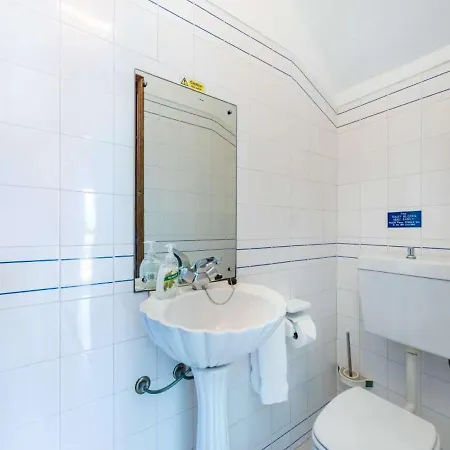 Spacious Carvoeiro Casa Jemb 3 Bedrooms Great Pool Area Outdoor Barbecue Villa *